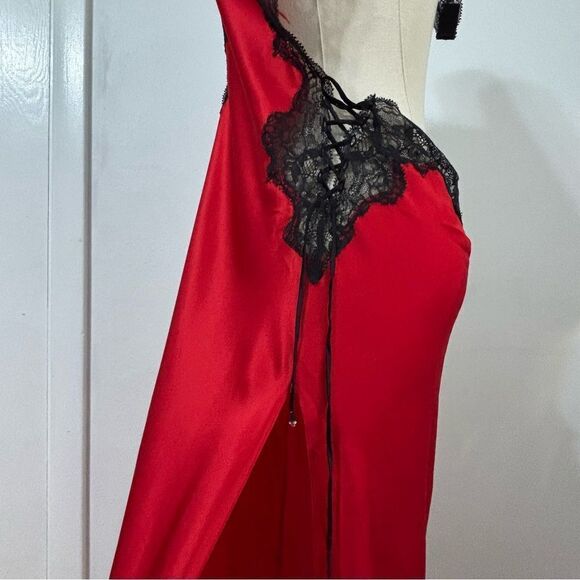Vtg Victoria's Secret Lady in Red Silk Maxi Slip Dress Sz L Black Lace Nightgown - Picture 8 of 13